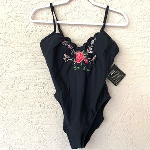 Newport News Swimsuit Size 12 Floral Shape FX